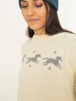 JERSEY DE MUJER NANCY HORSES BEIGE -Capitan Denim 5 8f68803f 35b2 45e5 9551 f3dcb591628a