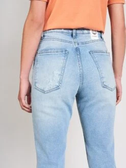JEANS SLIM DE MUJER BRUNETA RIPPED SUNNY BLUE -Capitan Denim 6241