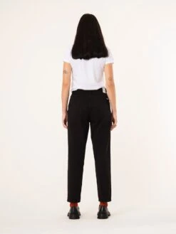 PANTALÓN VAQUERO DE MUJER MOMFIT TULSA OLD BLACK 13 PANTALÓN VAQUERO DE MUJER MOMFIT TULSA OLD BLACK -Capitan Denim 6 3ec10214 a53c 4af3 9c4e abfa031105f8