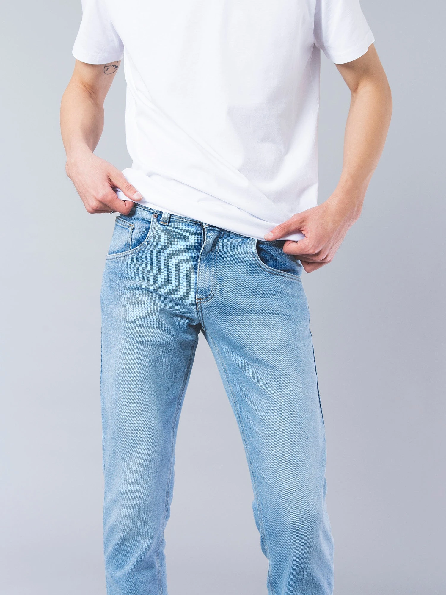 PANTALONES VAQUEROS SLIM DE HOMBRE FLAMINGO VINTAGE LIGHT BLUE 8 PANTALONES VAQUEROS SLIM DE HOMBRE FLAMINGO VINTAGE LIGHT BLUE - Imagen 6