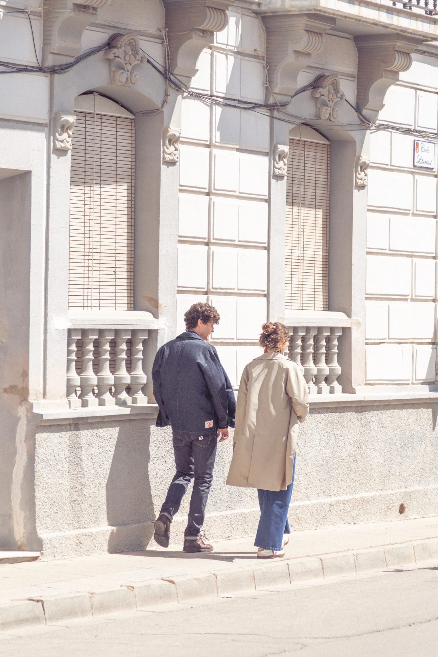 GABARDINA DE MUJER NICO CREAM 5 GABARDINA DE MUJER NICO CREAM - Imagen 3