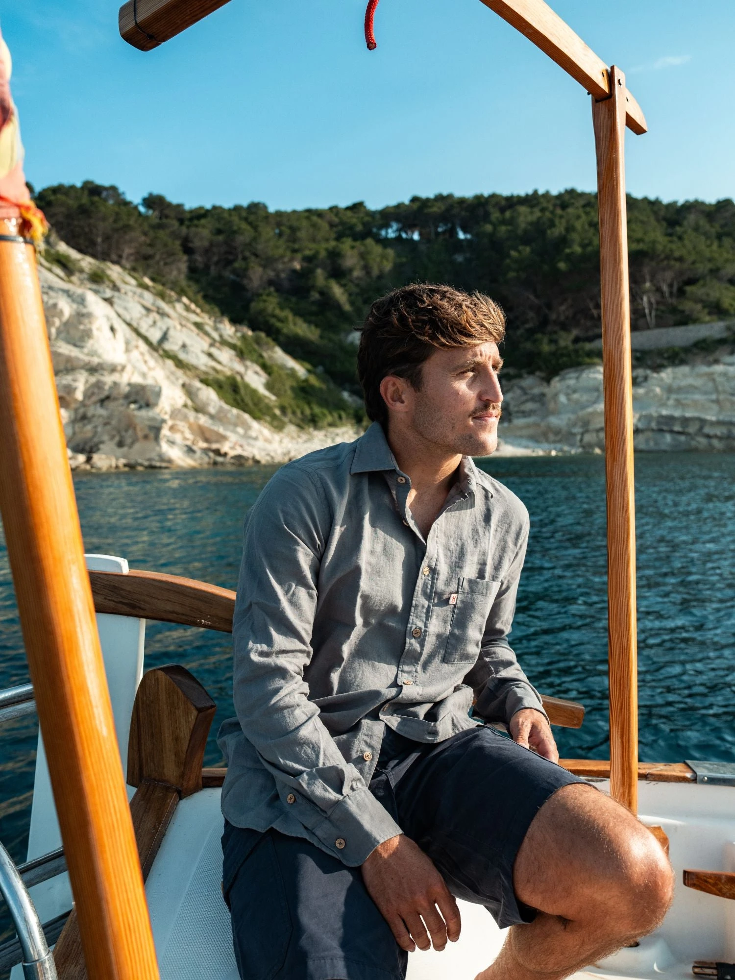 BERMUDAS CARGO DE HOMBRE WOODY NAVY 3 BERMUDAS CARGO DE HOMBRE WOODY NAVY