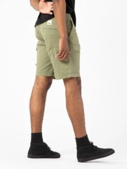 BERMUDAS CARGO DE HOMBRE WOODY GREEN -Capitan Denim bermudas verde de hombre hecho en espana comodo