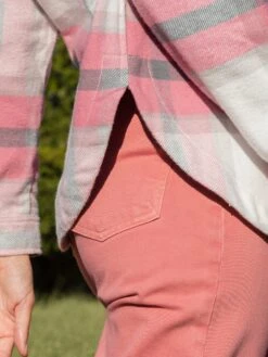 CAMISA OVERSIZE DE FRANELA WICHITA CUADRO ROSA 12 CAMISA OVERSIZE DE FRANELA WICHITA CUADRO ROSA -Capitan Denim camisa de franela de mujer rosa