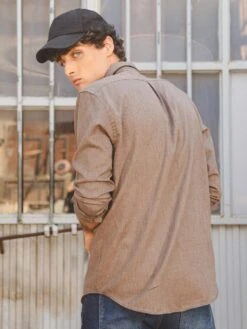 CAMISA DE HOMBRE FURAY WESTERN BROWN -Capitan Denim camisa de hombre de manga larga western hecha en espana de entretiempo