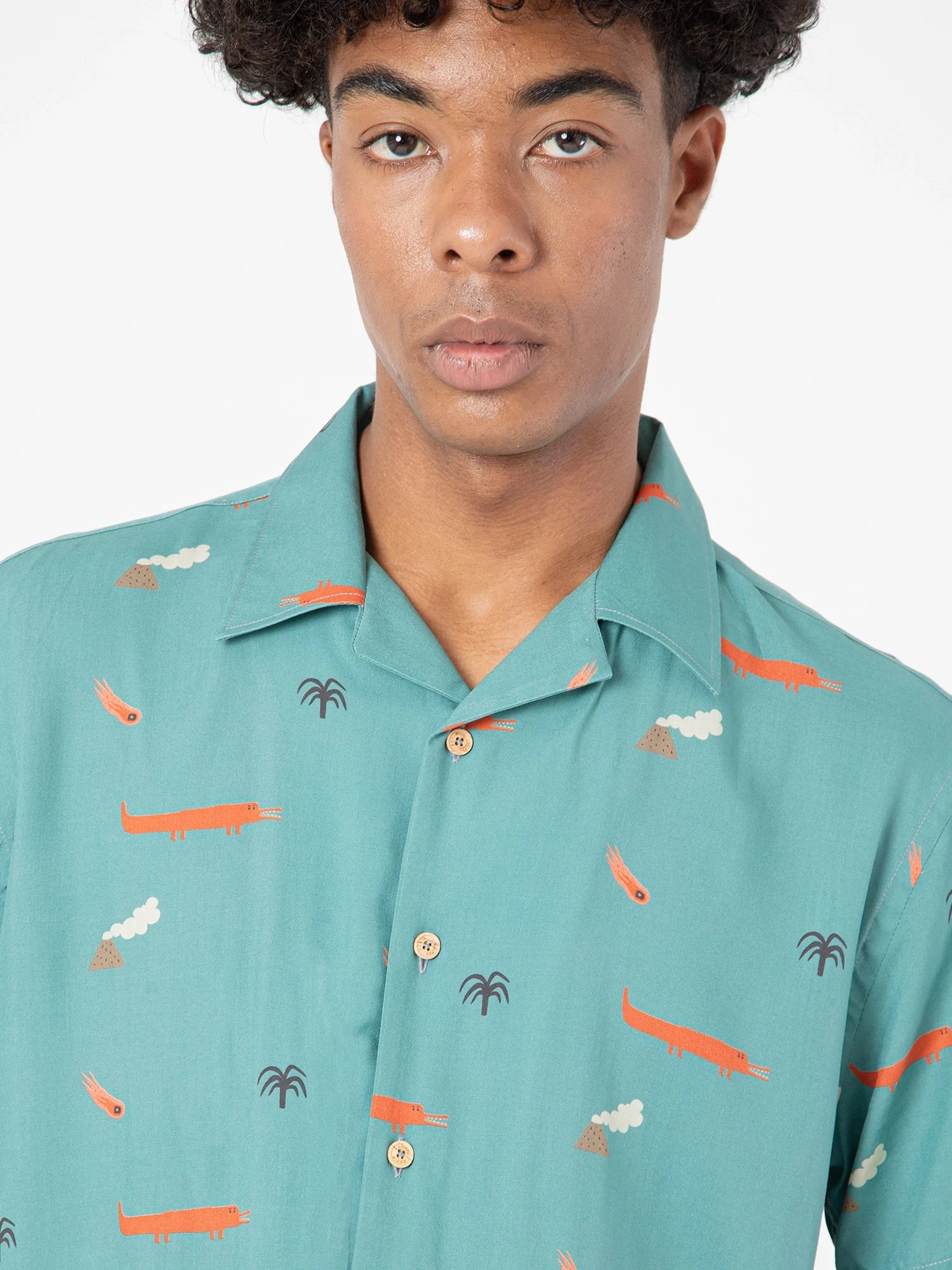 CAMISA DE HOMBRE DE VISCOSA CALYPSO VOLCANES 9 CAMISA DE HOMBRE DE VISCOSA CALYPSO VOLCANES - Imagen 7