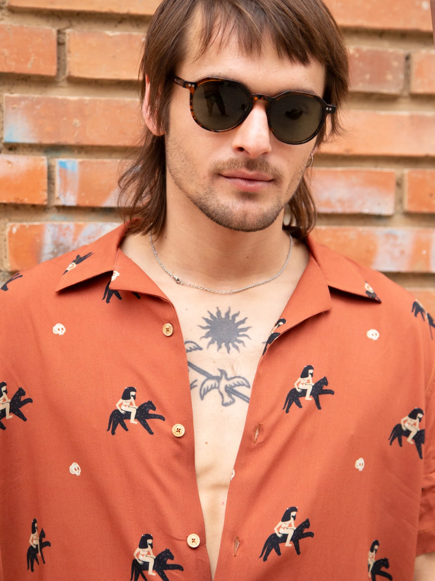 CAMISA DE HOMBRE DE VISCOSA CALYPSO AMAZONAS 4 CAMISA DE HOMBRE DE VISCOSA CALYPSO AMAZONAS - Imagen 2