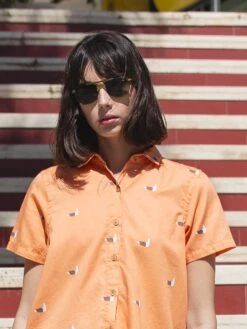 CAMISA REGULAR DE MUJER LUCINDA ORANGE SEAGULL 9 CAMISA REGULAR DE MUJER LUCINDA ORANGE SEAGULL -Capitan Denim camisa de mujer de algodon organico naranja regular comoda hecha en espana sostenible de verano