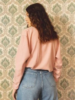 CAMISA DE MUJER DE TENCEL™ Lyocell Fibers BESSIE PINK 7 CAMISA DE MUJER DE TENCEL™ Lyocell Fibers BESSIE PINK -Capitan Denim camisa de mujer de manga larga rosa hecha en espana comoda