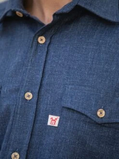 CAMISA DE HOMBRE FURAY WESTERN BLUE -Capitan Denim camisa hombre de manga larga azul oscura cowboy hecha en espana comoda de entretiempo