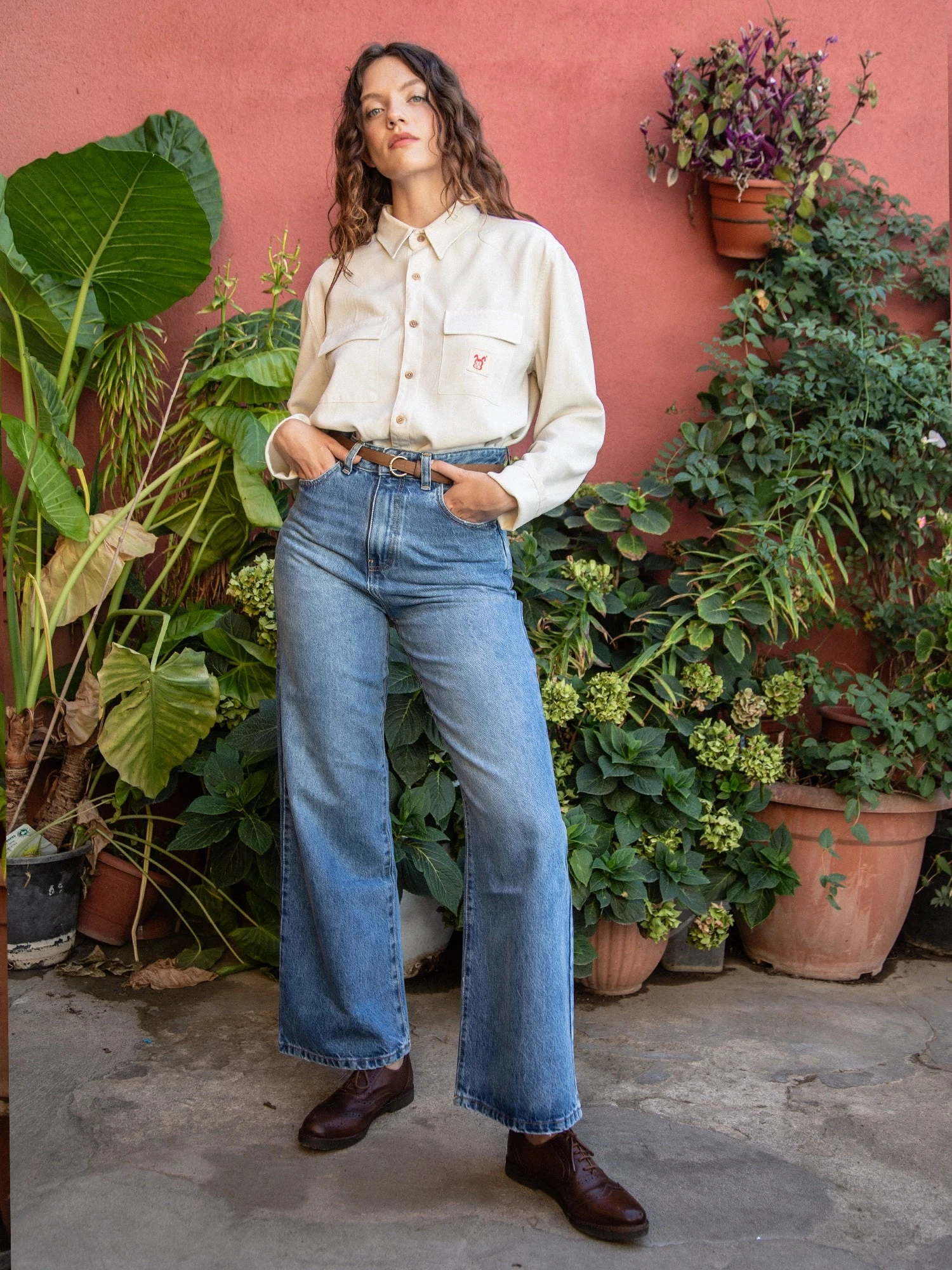 CAMISA DE MUJER DE TENCEL™ Lyocell Fibers BILLIE ECRU 5 CAMISA DE MUJER DE TENCEL™ Lyocell Fibers BILLIE ECRU - Imagen 3