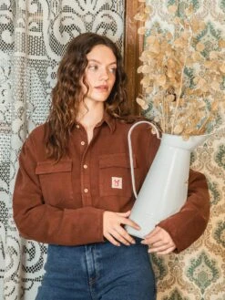 CAMISA DE MUJER DE TENCEL™ Lyocell Fibers BILLIE CHESTNUT 8 CAMISA DE MUJER DE TENCEL™ Lyocell Fibers BILLIE CHESTNUT -Capitan Denim camisa mujer marron de manga larga de tencel comoda hecha en espana