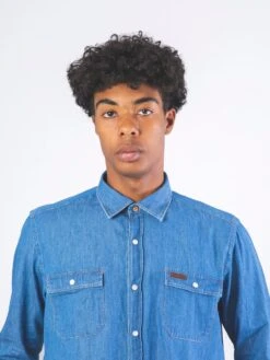 CAMISA VAQUERA DE HOMBRE DE ALGODÓN ORGÁNICO FURAY MID BLUE DENIM 13 CAMISA VAQUERA DE HOMBRE DE ALGODÓN ORGÁNICO FURAY MID BLUE DENIM -Capitan Denim camisa vaquera de hombre de manga larga