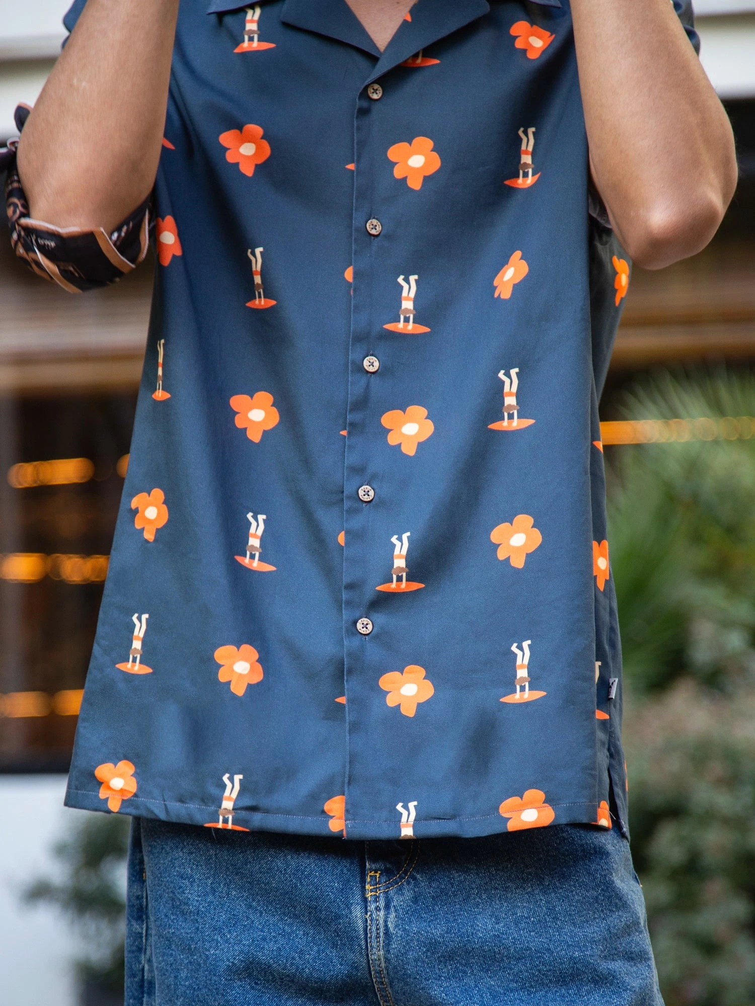 CAMISA CALYPSO DARK BLUE FLOWERS 5 CAMISA CALYPSO DARK BLUE FLOWERS - Imagen 3