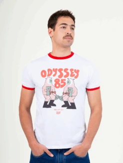 CAMISETA UNISEX RIBETE BLANCA ODYSSEY 85 -Capitan Denim camiseta blanca de manga corta unisex de algodon organico comoda sostenible con print cuello redondo