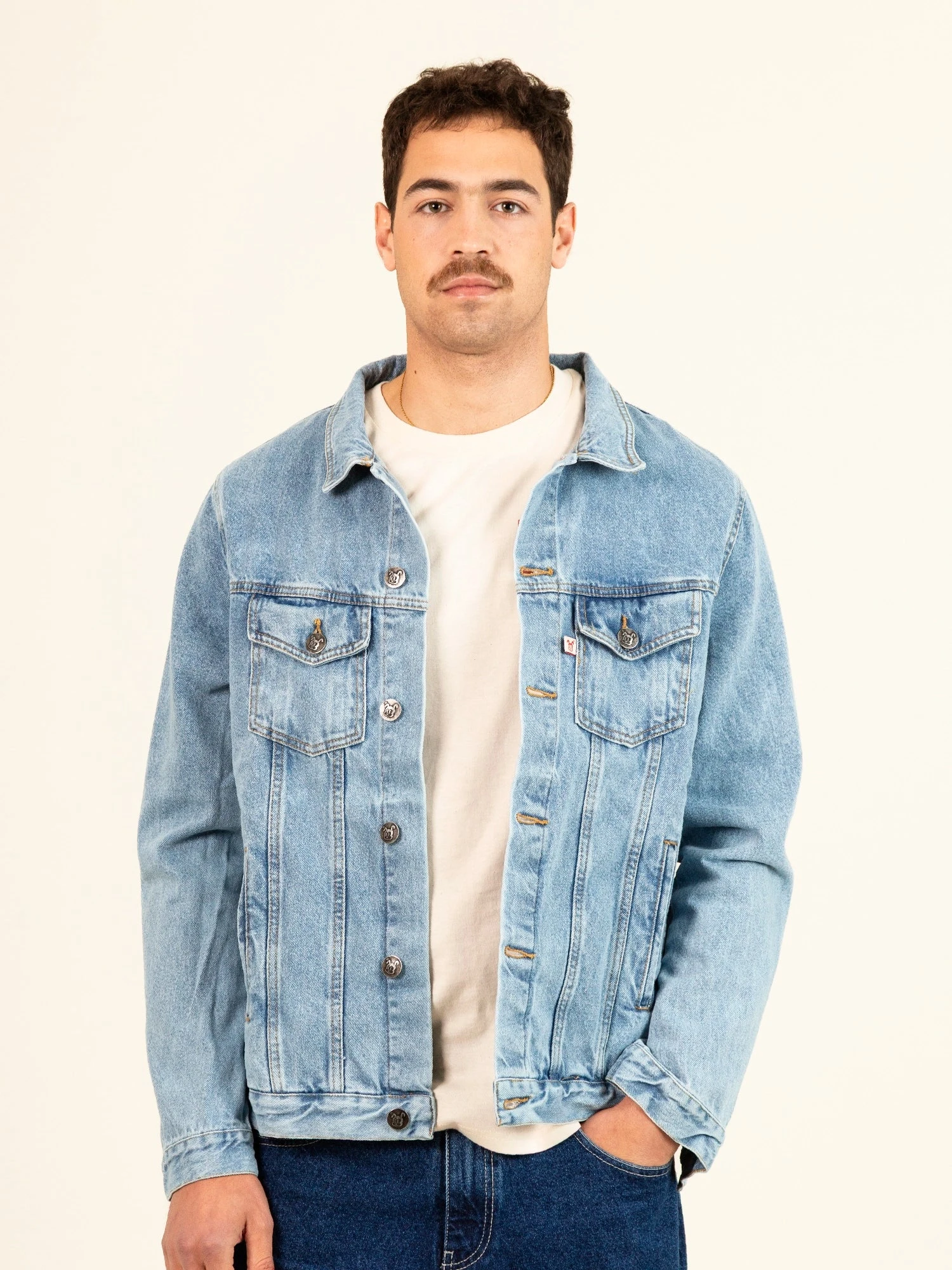 CAZADORA VAQUERA DE HOMBRE GINO LIGHT BLUE 3 CAZADORA VAQUERA DE HOMBRE GINO LIGHT BLUE