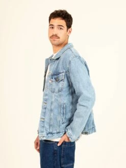 CAZADORA VAQUERA DE HOMBRE GINO LIGHT BLUE 9 CAZADORA VAQUERA DE HOMBRE GINO LIGHT BLUE -Capitan Denim cazadora vaquera denim de hombre regular hecha en espana de entretiempo comoda sostenible vintage