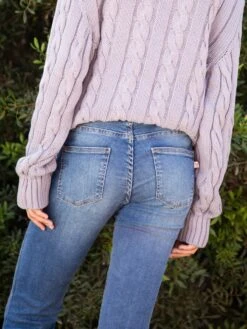 PANTALÓN VAQUERO BOOTCUT DE MUJER JOPLIN MID BLUE -Capitan Denim jeans light blue mujer bootcut hechos en espana sostenibles