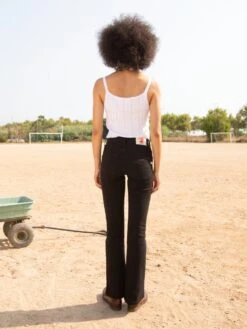 JOPLIN PURE BLACK 11 JOPLIN PURE BLACK -Capitan Denim jeans mujer negro bootcut produccion local sostenibles