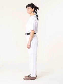 PANTALONES MOMFIT DE MUJER TULSA WHITE -Capitan Denim pantalon blanco de mujer recto hecho en espana comodo sostenible