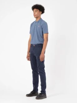 PANTALONES CHINOS DE HOMBRE LOMAS NAVY -Capitan Denim pantalon chino azul oscuro de hombre hechos en espana comodos sostenibles