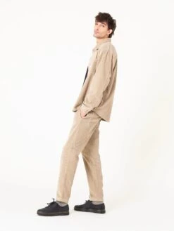 Pantalón De Hombre De Pana BONET PANA BEIGE 10 Pantalón De Hombre De Pana BONET PANA BEIGE -Capitan Denim pantalon de hombre de pana beige fit relaxed hecho en espana