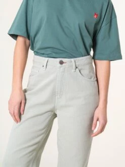PANTALONES MOMFIT DE MUJER TULSA MINT -Capitan Denim pantalon de mujer momfif verde comodo hecho en espana sostenible