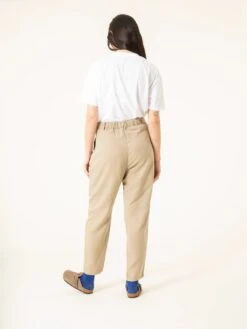 PANTALÓN JOGGER DE TENCEL™ Lyocell Fibers ELIS HAZLENUT 14 PANTALÓN JOGGER DE TENCEL™ Lyocell Fibers ELIS HAZLENUT -Capitan Denim pantalon de verano de mujer de tencel hecho en espana