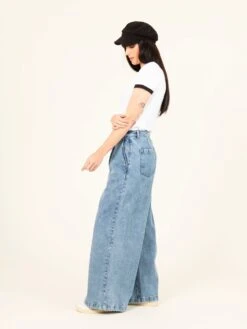 JEANS WIDE LEG TENCEL™ Lyocell Fibers DE MUJER YAYOI LIGHT BLUE 12 JEANS WIDE LEG TENCEL™ Lyocell Fibers DE MUJER YAYOI LIGHT BLUE -Capitan Denim pantalon vaquero de mujer de verano de tencel relaxed hecho en espana comodo sostenible 4