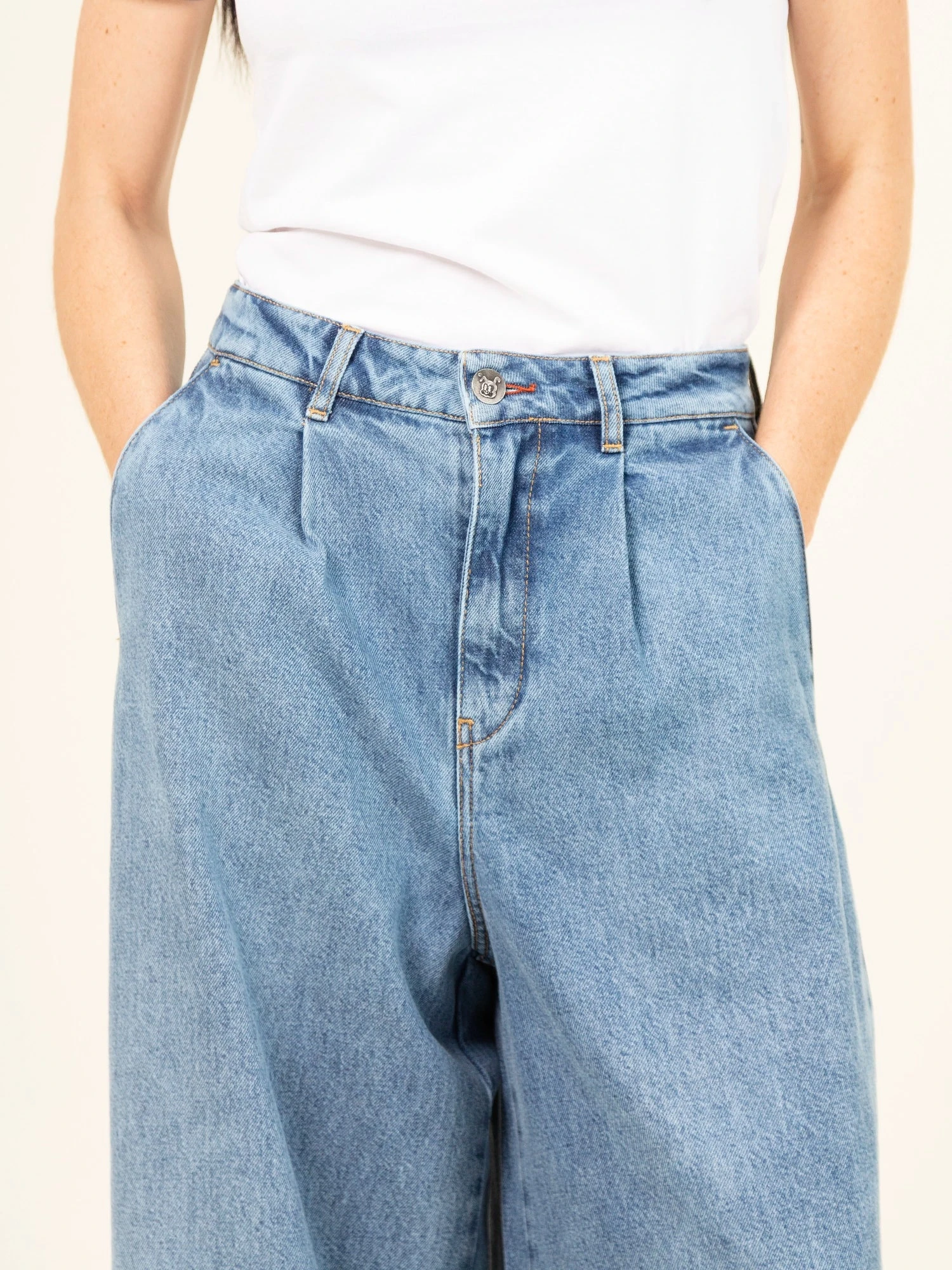 JEANS WIDE LEG TENCEL™ Lyocell Fibers DE MUJER YAYOI LIGHT BLUE 8 JEANS WIDE LEG TENCEL™ Lyocell Fibers DE MUJER YAYOI LIGHT BLUE - Imagen 6