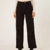 PANTALONES DE MUJER CARGO MAVIS BLACK -Capitan Denim pantalones cargo de mujer negros hechos en espana