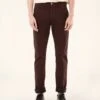 PANTALONES CHINOS DE HOMBRE BERRY BURDEOS -Capitan Denim pantalones chinos de hombre hecho en espana tallas grandes