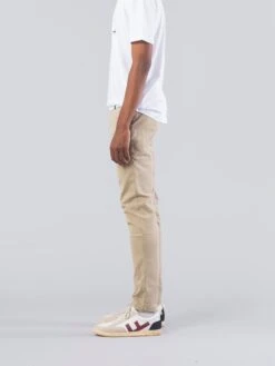 PANTALONES CHINOS LOMAS ARENA -Capitan Denim pantalones chinos de hombre hechos en espana e35984e4 7966 47ed b690 62608669174d