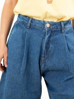 BERMUDAS VAQUERAS DE MUJER SABINE MID BLUE -Capitan Denim pantalones cortos bermudas vaqueras denim relaxed de mujer oversize comodas hechas en espana sostenibles 5