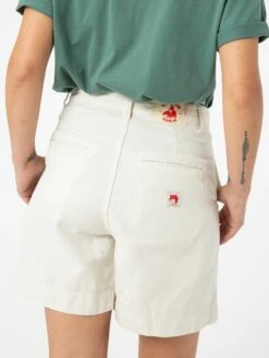 BERMUDAS DE MUJER KAYE ECRU 14 BERMUDAS DE MUJER KAYE ECRU -Capitan Denim pantalones cortos hechos en espana sostenibles de mujer de algodon blanco