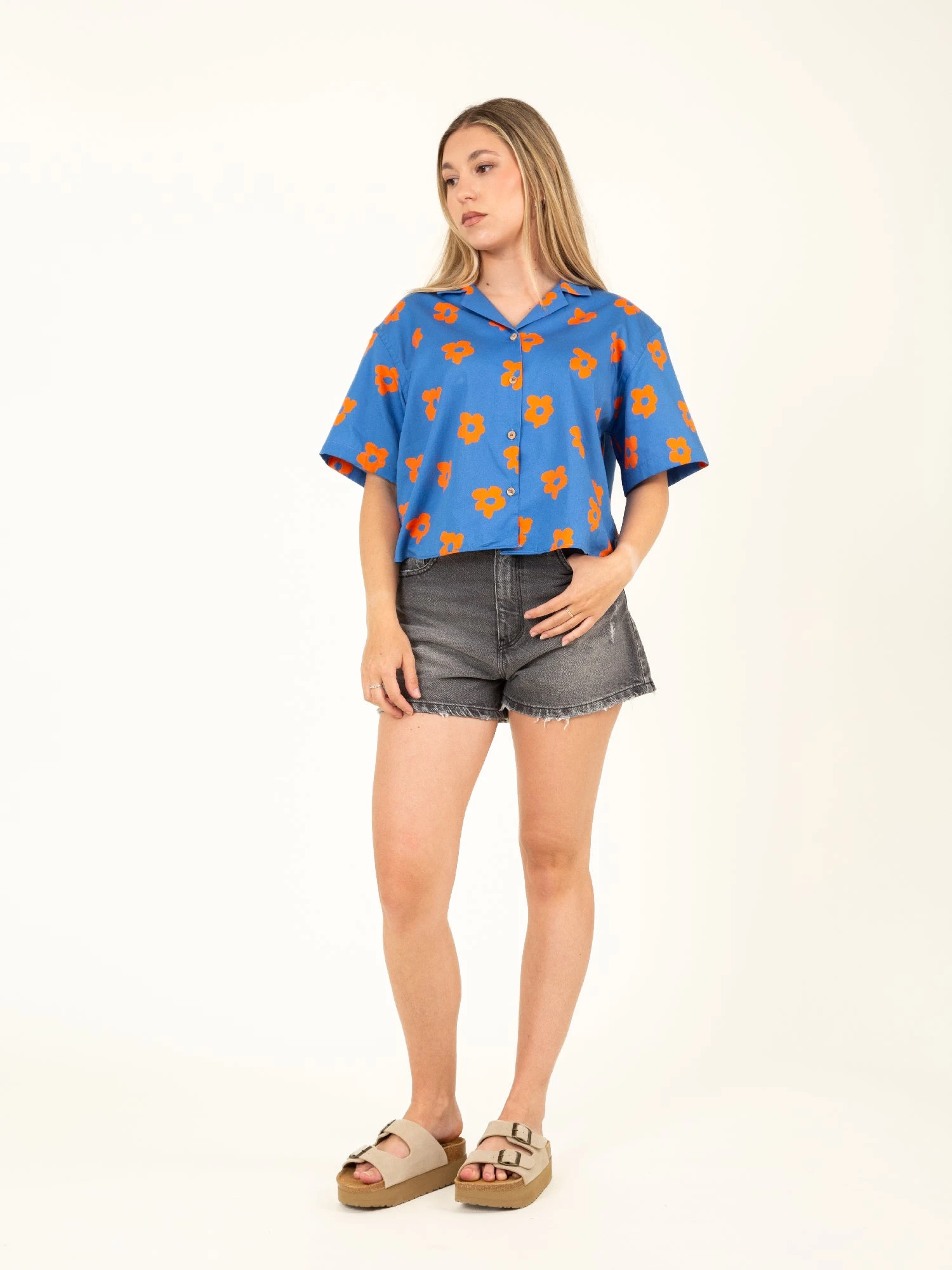 PANTALONES CORTOS DE MUJER MINA MID GREY 4 PANTALONES CORTOS DE MUJER MINA MID GREY - Imagen 2