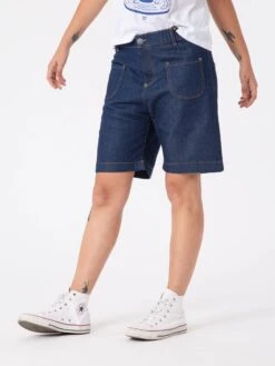 BERMUDAS VAQUERAS DE MUJER MAZZY RAW BLUE -Capitan Denim pantalones cortos vaqueros de mujer hechos en espana azul oscuro comodos verano