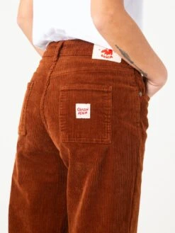 Pantalones De Mujer De Pana IKETTE DARK BROWN -Capitan Denim pantalones de pana de mujer hecho en espana comodos regular sostenible marron oscuro