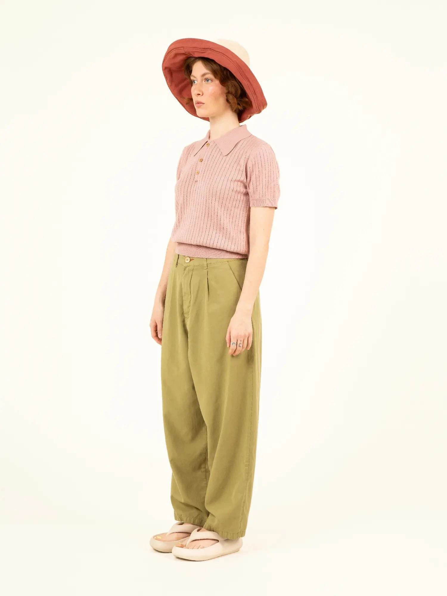 PANTALÓN DE VERANO DE MUJER NARA GREEN 5 PANTALÓN DE VERANO DE MUJER NARA GREEN - Imagen 3