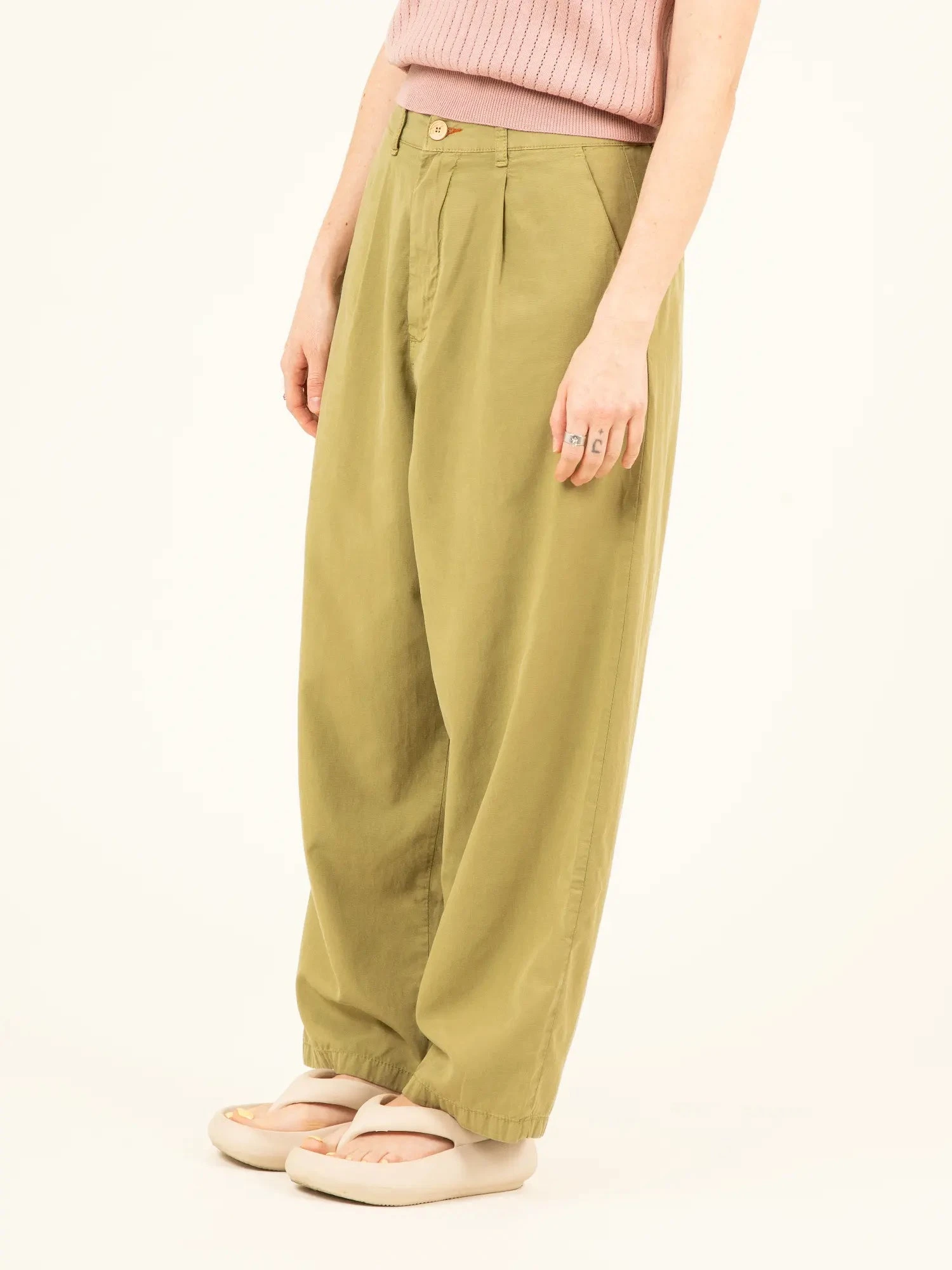 PANTALÓN DE VERANO DE MUJER NARA GREEN 8 PANTALÓN DE VERANO DE MUJER NARA GREEN - Imagen 6