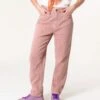 PANTALONES MOMFIT DE MUJER TULSA PALE PINK 2 PANTALONES MOMFIT DE MUJER TULSA PALE PINK -Capitan Denim pantalones rosas de mujer momfit hecho en espana comodos sostenibles