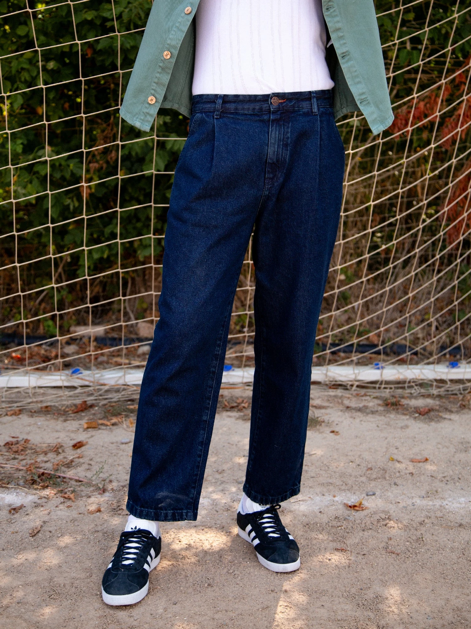 HERMAN BLUE BLACK 3 HERMAN BLUE BLACK