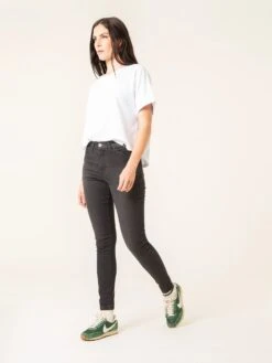 PANTALONES PITILLOS DE MUJER DENVER USED BLACK -Capitan Denim pantalones vaqueros negros pitillos de mujer