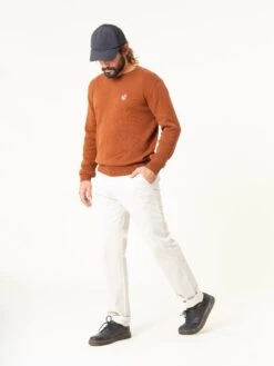 PANTALONES CHINOS DE HOMBRE LOMAS STONE -Capitan Denim pantalons chinos de hombre blancos comodos hechos en espana