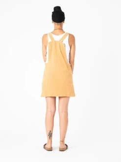 PICHI DE MUJER CARLA MUSTARD -Capitan Denim pichi de verano amarillo comodo sostenible hecho en espana