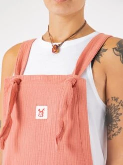 PICHI DE MUJER CARLA PINK -Capitan Denim pichi de verano rosa comodo sostenible fresco hecho en espana