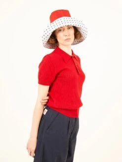 POLO RED MUJER -Capitan Denim polo basico rojo para mujer de punto hecho en espana comodo sostenible