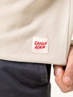 SUDADERA UNISEX LIGHT GREY -Capitan Denim sudadera unisex de algodon gris clara comoda hecha en espana sostenible estampada