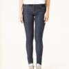 PANTALONES SKINNY DE MUJER HARDY RAW BLUE 2 PANTALONES SKINNY DE MUJER HARDY RAW BLUE -Capitan Denim vaqueros pitillos azules oscuros de mujer comodos hechos en espana sostenibles aca8bd1f d706 47da 9e31 5a176b30ae07